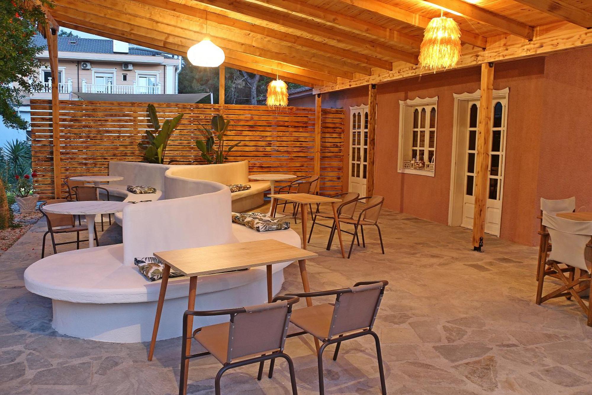 Kristal Hotel Prinos  Exterior photo
